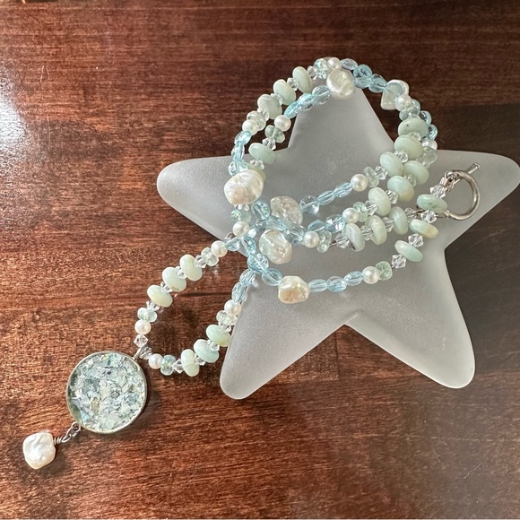 Italian made Roman glass beaded necklace, 22in - Picture 3 of 9